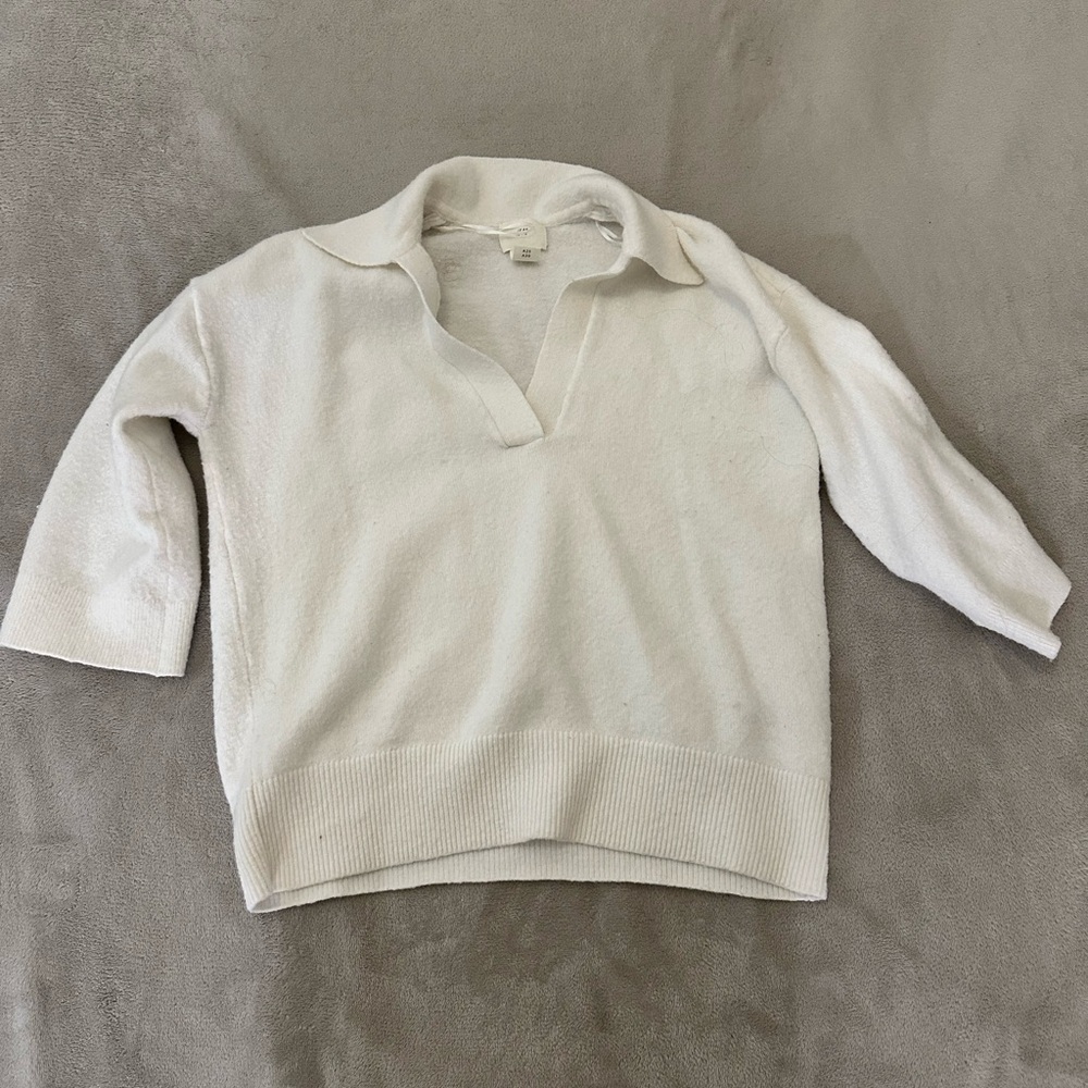 Collared, V-neck sweater